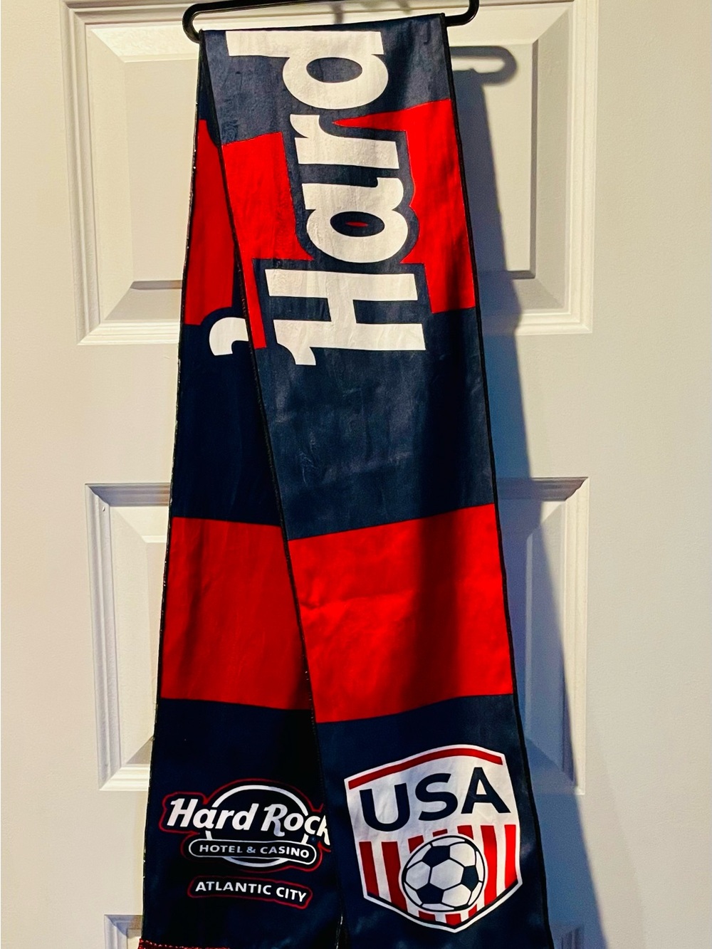 Hard Rock USA Soccer Scarf - Navy & Red